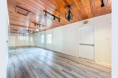 301 N US Highway 41, Ruskin, FL 33570 - Photo 21