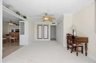 7400 Sun Island Dr S, South Pasadena, FL 33707 - Photo 13