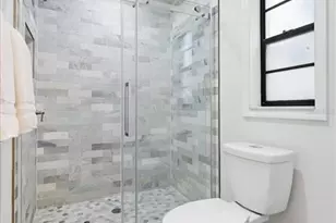 10975 96th St, Largo, FL 33773 - Photo 11