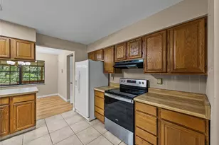 14730 Trooper Tom Ln, Dade City, FL 33525 - Photo 23