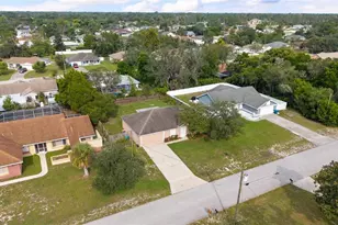 1009 Stratton Ave, Spring Hill, FL 34609 - Photo 25