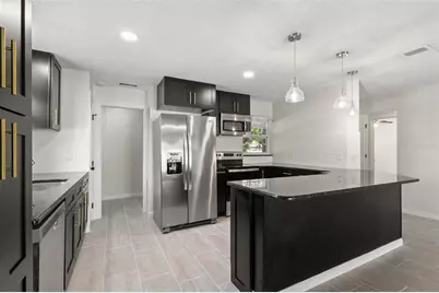 310 94th Avenue N, Saint Petersburg, FL 33702 - Photo 7