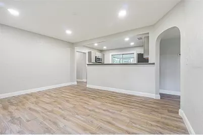 1003 N Bracewell Drive, Plant City, FL 33563 - Photo 13