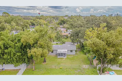 1003 N Bracewell Drive, Plant City, FL 33563 - Photo 7