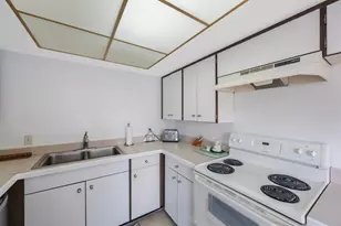 100 Oakmont Ln, Belleair, FL 33756 - Photo 13