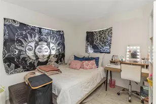 2600 56th Ln N, Saint Petersburg, FL 33710 - Photo 17