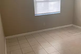 9502 Banyan Ave, Tampa, FL 33612 - Photo 13