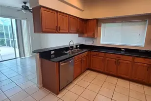 10760 Plantation Bay Dr, Tampa, FL 33647 - Photo 7