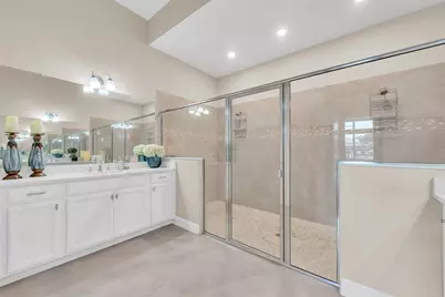 5305 Wishing Arch Drive, Apollo Beach, FL 33572 - Photo 15