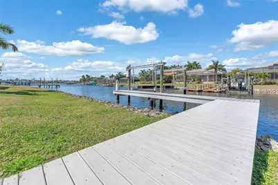 5305 Wishing Arch Drive, Apollo Beach, FL 33572 - Photo 11