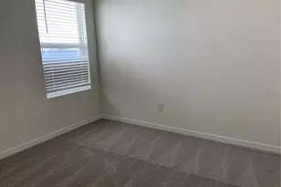 5518 Oxford Gray Rd, Wesley Chapel, FL 33545 - Photo 9