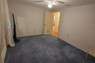 1516 NE 5th Pl, Gainesville, FL 32641 - Photo 7