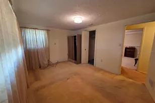 1516 NE 5th Pl, Gainesville, FL 32641 - Photo 9