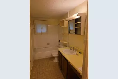 1516 NE 5th Place, Gainesville, FL 32641 - Photo 9