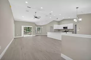 6005 Moongate Rd, Spring Hill, FL 34606 - Photo 9