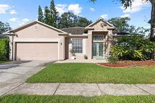 12922 Lake Ventana Dr, Tampa, FL 33625 - Photo 7