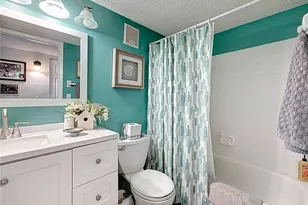 5920 80th St N, Saint Petersburg, FL 33709 - Photo 19