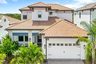 1041 Seagrape Dr, Ruskin, FL 33570 - Photo 1