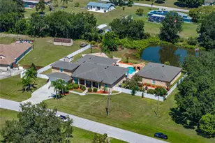 31511 Saddle Ln, Wesley Chapel, FL 33543 - Photo 5