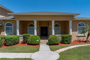 31511 Saddle Ln, Wesley Chapel, FL 33543 - Photo 7