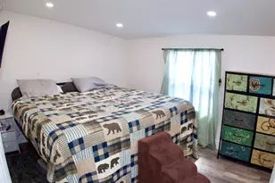 2933 56th Ave N, Saint Petersburg, FL 33714 - Photo 9