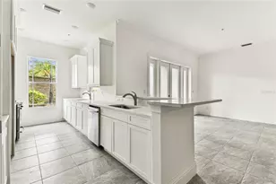 7834 Hidden Creek Loop, Lakewood Ranch, FL 34202 - Photo 11