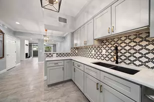 2810 Countryside Blvd, Clearwater, FL 33761 - Photo 17