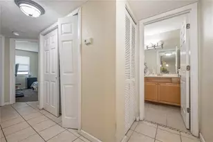 12261 Sailwinds Dr, Largo, FL 33773 - Photo 13