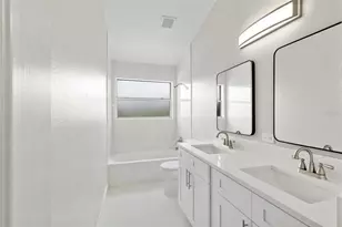 18425 Bittern Ave, Lutz, FL 33558 - Photo 57