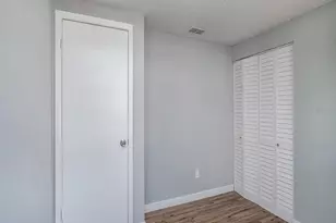 1405 Castleworks Ln, Tarpon Springs, FL 34689 - Photo 17