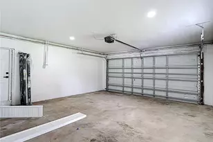 2402 E 148th Ave, Lutz, FL 33549 - Photo 51