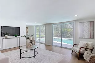 2402 E 148th Ave, Lutz, FL 33549 - Photo 25