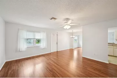 214 Gloucester Boulevard, Sun City Center, FL 33573 - Photo 5