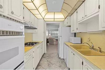 5925 Shore Boulevard S #608, Gulfport, FL 33707 - Photo 11