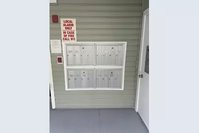 6932 Stones Throw Circle N #7204, Saint Petersburg, FL 33710 - Photo 3