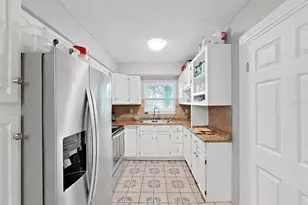 3105 W Ivy St, Tampa, FL 33607 - Photo 13