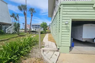 6400 Driftwood Dr, Hudson, FL 34667 - Photo 61