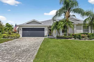 1574 Nantucket Dr, Sun City Center, FL 33573 - Photo 1