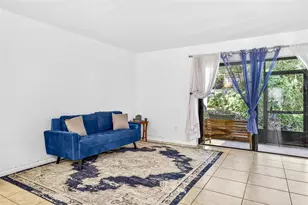 7809 Niagara Ave, Tampa, FL 33617 - Photo 5