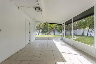 4704 W Chapin Avenue, Tampa, FL 33611 - Photo 17