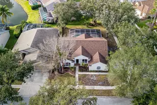 10117 Whisper Pointe Dr, Tampa, FL 33647 - Photo 47