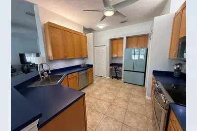 9712 Mary Robin Drive, Riverview, FL 33569 - Photo 7