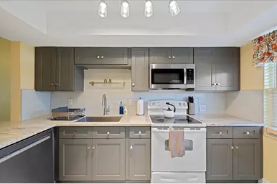 200 Glennes Lane #108, Dunedin, FL 34698 - Photo 5