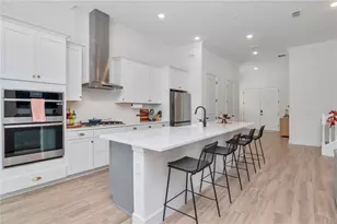 979 Signet Dr, Apollo Beach, FL 33572 - Photo 5