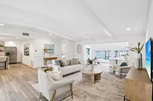 12375 7th St E, Treasure Island, FL 33706 - Photo 11