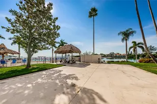 5200 Brittany Dr S, Saint Petersburg, FL 33715 - Photo 35