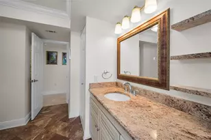 5200 Brittany Dr S, Saint Petersburg, FL 33715 - Photo 21