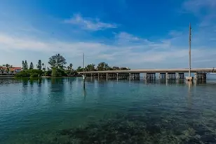 5200 Brittany Dr S, Saint Petersburg, FL 33715 - Photo 47