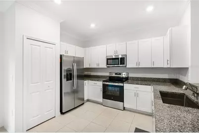 36460 Well Hill Way, Zephyrhills, FL 33541 - Photo 9