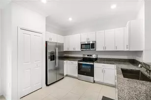 36460 Well Hill Wy, Zephyrhills, FL 33541 - Photo 9